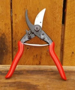 Garden Goods Direct Felco 5 Pruner Tools