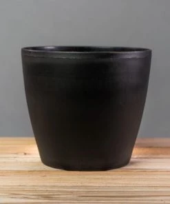 Garden Goods Direct Crescent Eva Round Resin Planter All Planters & Pottery