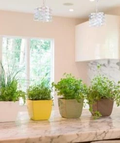 Garden Goods Direct Crescent Kyle Square Resin Pot